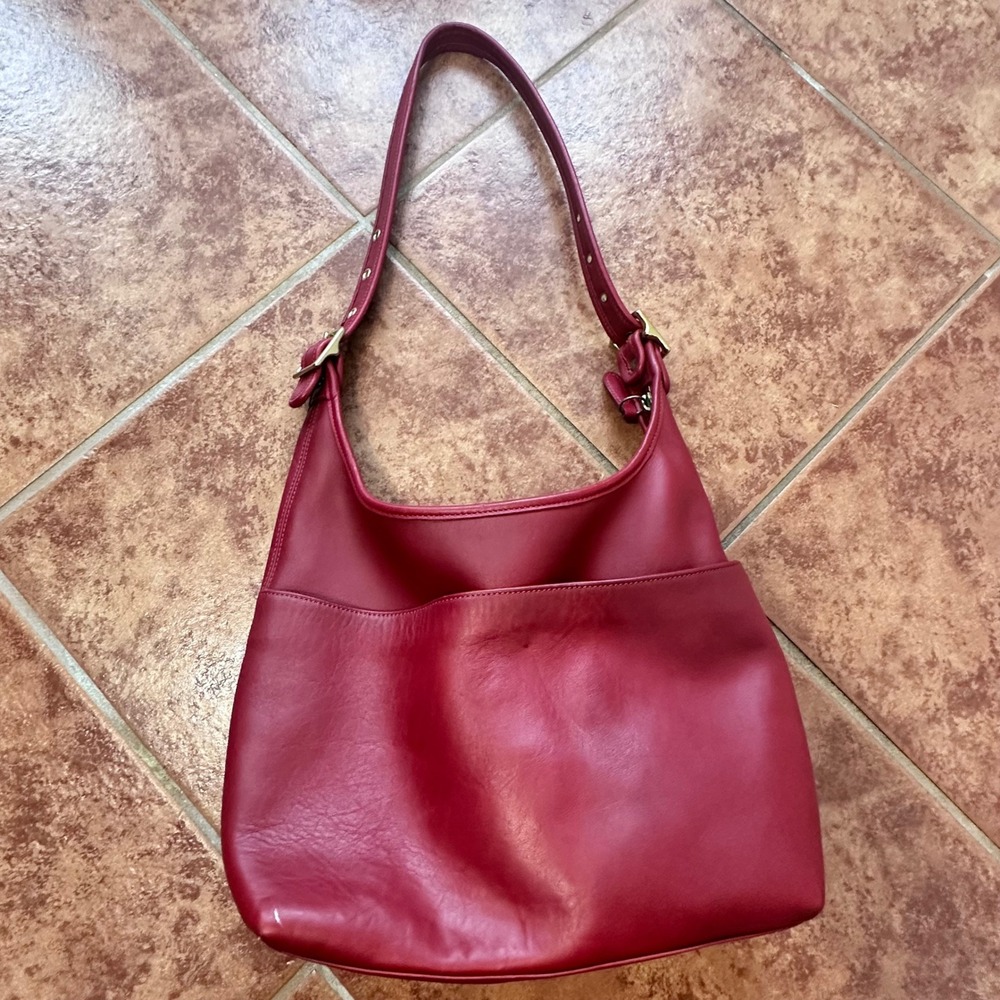 Coach Vintage Ergo 9058 Leather Hobo Shoulder Bag Women Medium Red